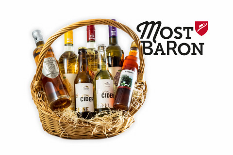 Zwischen Gin-gelbells und Weihnachtstrubel: Originelle Geschenke vom Mostbaron