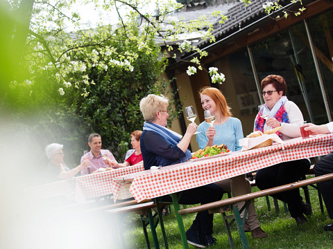 Dirndl-Saison eröffnet