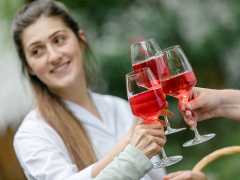 Dirndl-Saison eröffnet