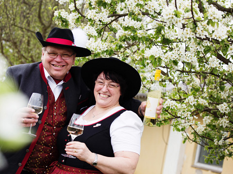 Dirndl-Saison eröffnet