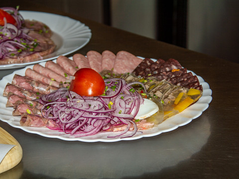 Feuerflecken beim Moderbacher – die gschmackige Alternative