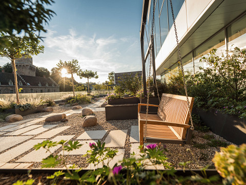 Mostbaron-Cocktails mit Aussicht im Schloss an der Eisenstrasse 