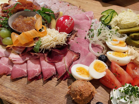 Des Mostbaron's beste Jause - Die Baronjause